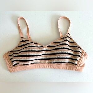Women’s 1X Wild Fable Black, Tan/Pink, and White Crocheted Bikini‎ Top